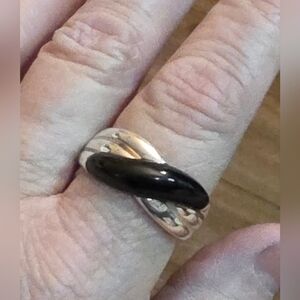 STERLING 925 AND ONYX LADIES RING 7 Grams Size 11
